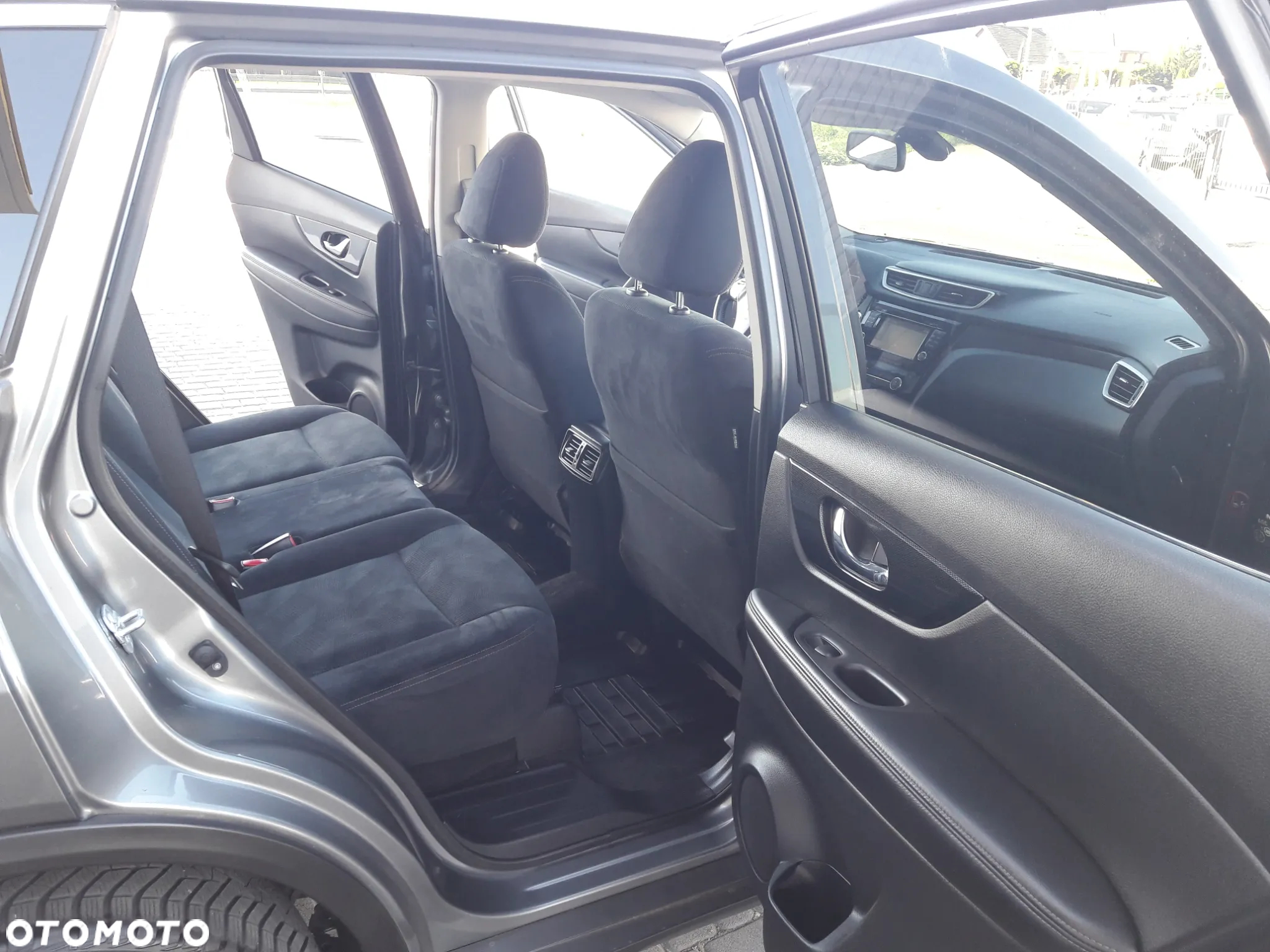 Nissan X-Trail 1.6 dCi Xtronic N-Connecta - 8