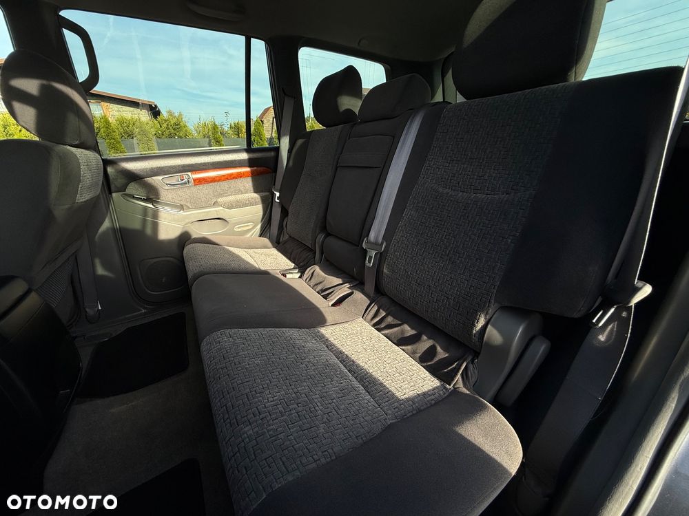 Toyota Land Cruiser D-4D Executive - 34