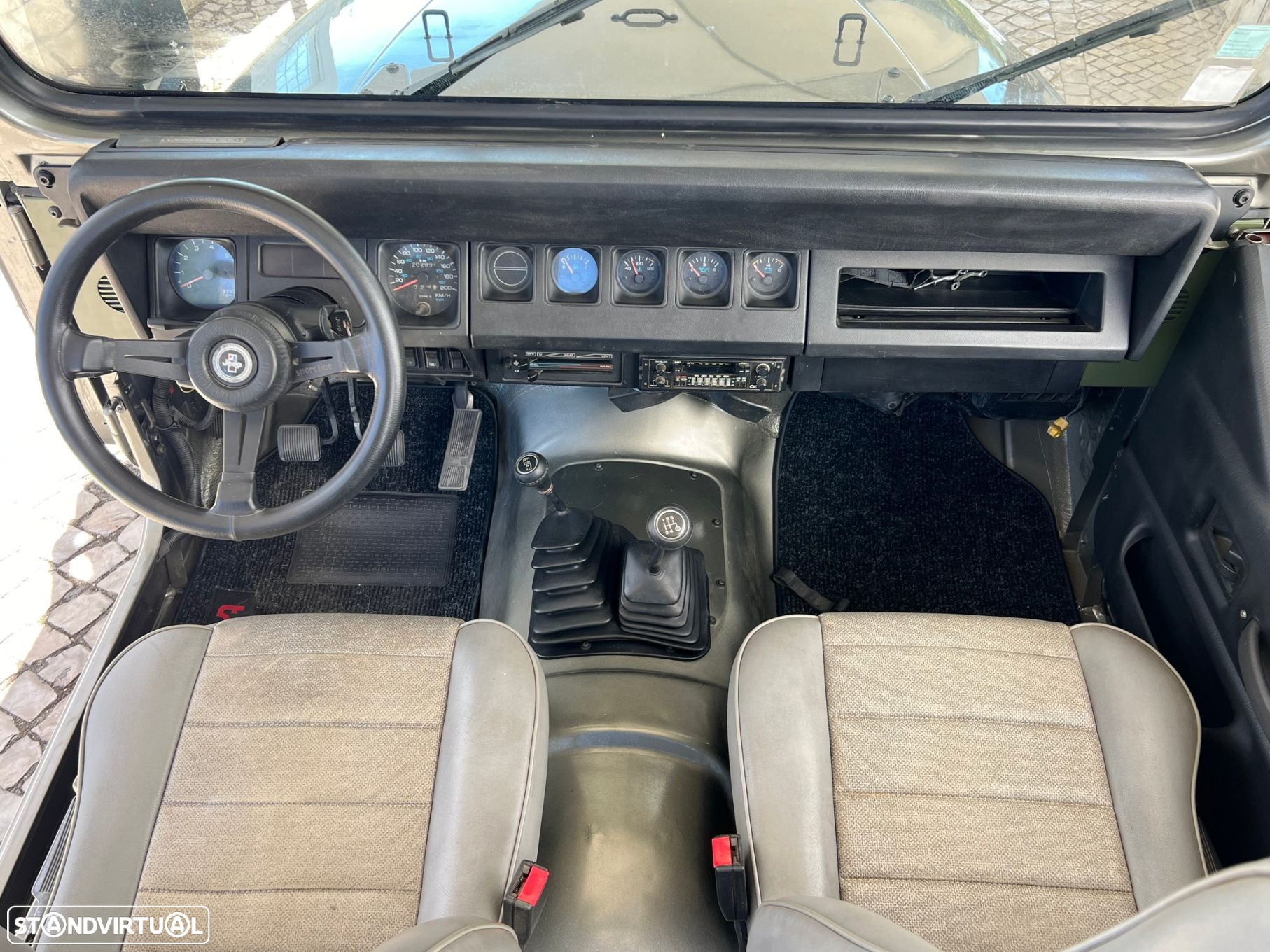 Jeep Wrangler 2.5 Sport Soft Top - 11