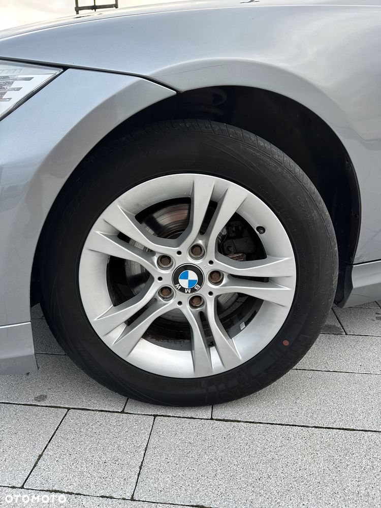 BMW Seria 3 320d DPF - 2