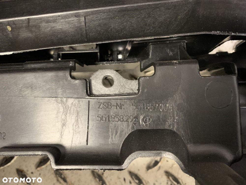 BARDZO ŁADNA Z DEMONTAŻU KONSOLA DESKA VW GOLF VII 7 12-20 5G1857003 - 10