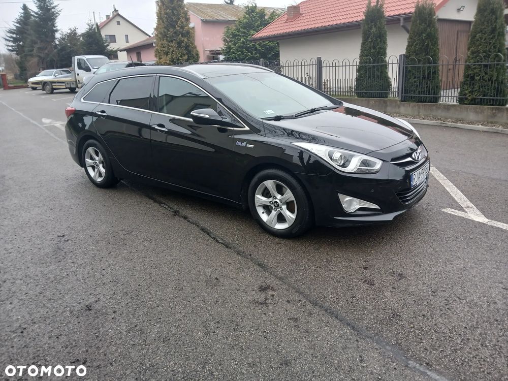 Hyundai i40 1.7 CRDi Comfort + - 5