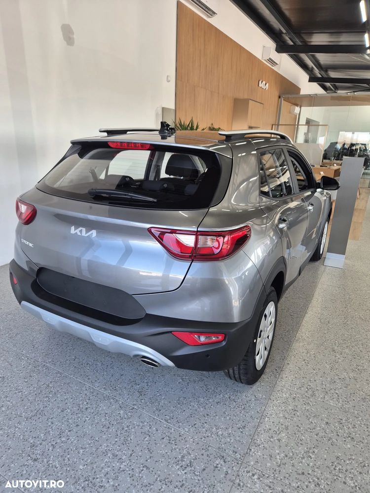 Kia Stonic 1.2 MPI 5MT Urban - 5