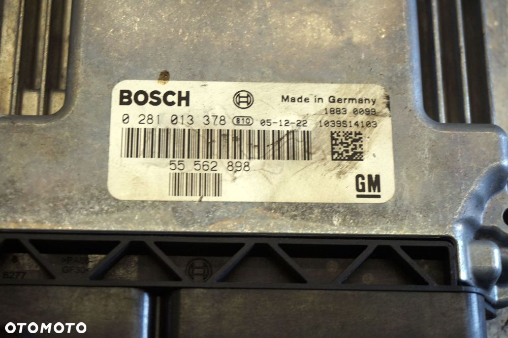 STEROWNIK SILNIKA KOMPUTER 9-5 LIFT II 1.9 TDI 55562898 0281013378 SAAB 2005-2010 - 4