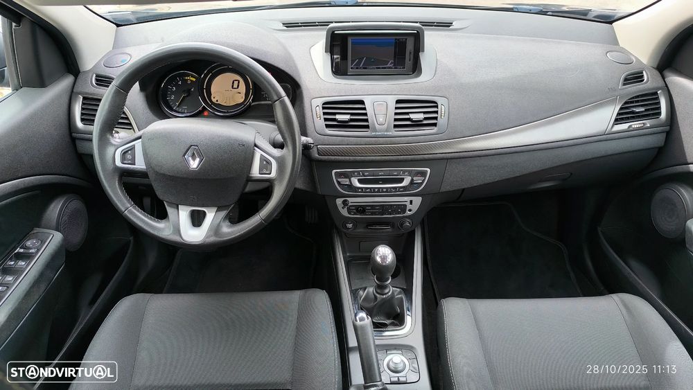 Renault Mégane ver-1-5-dci-limited - 38