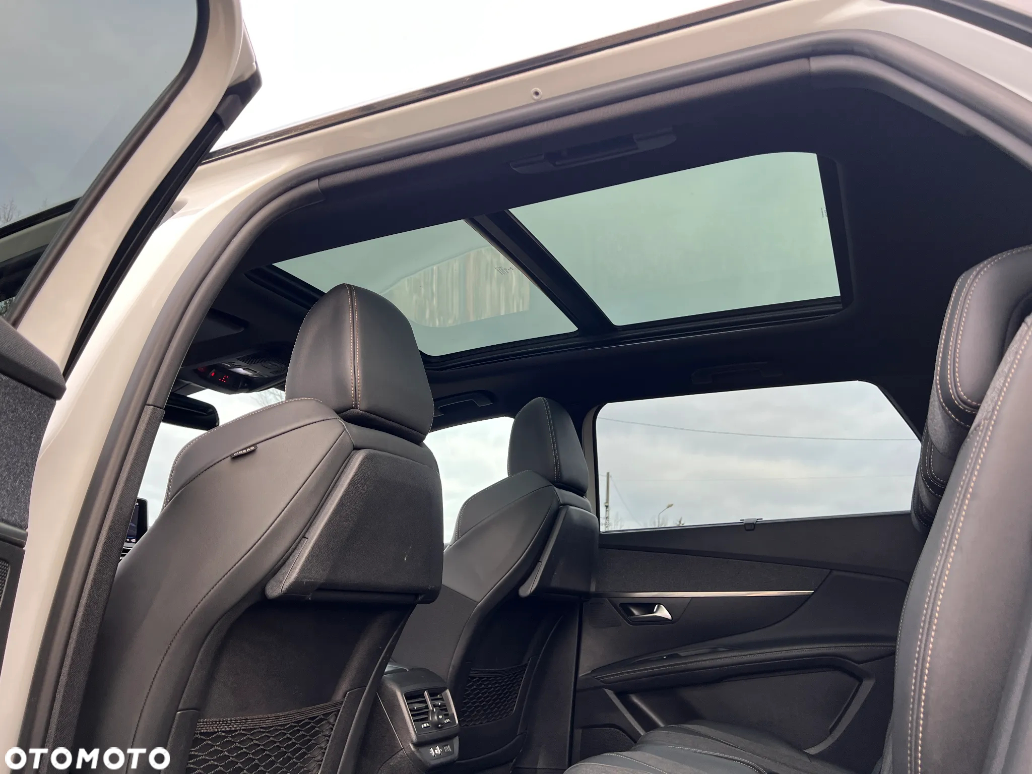 Peugeot 5008 1.5 BlueHDi GT S&S EAT8 - 26