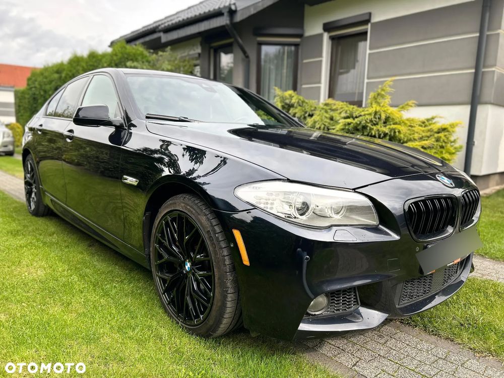 BMW Seria 5 550i - 14