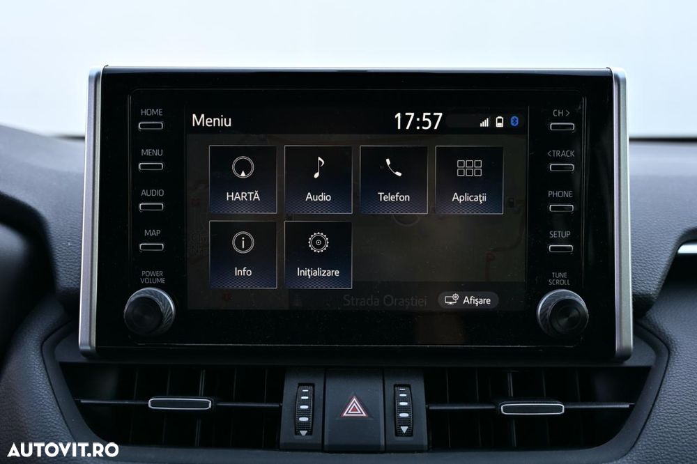 Toyota RAV4 - 10