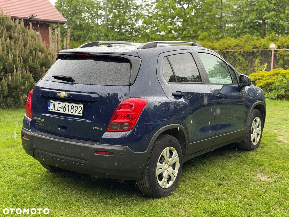 Chevrolet Trax 1.6 LS - 4