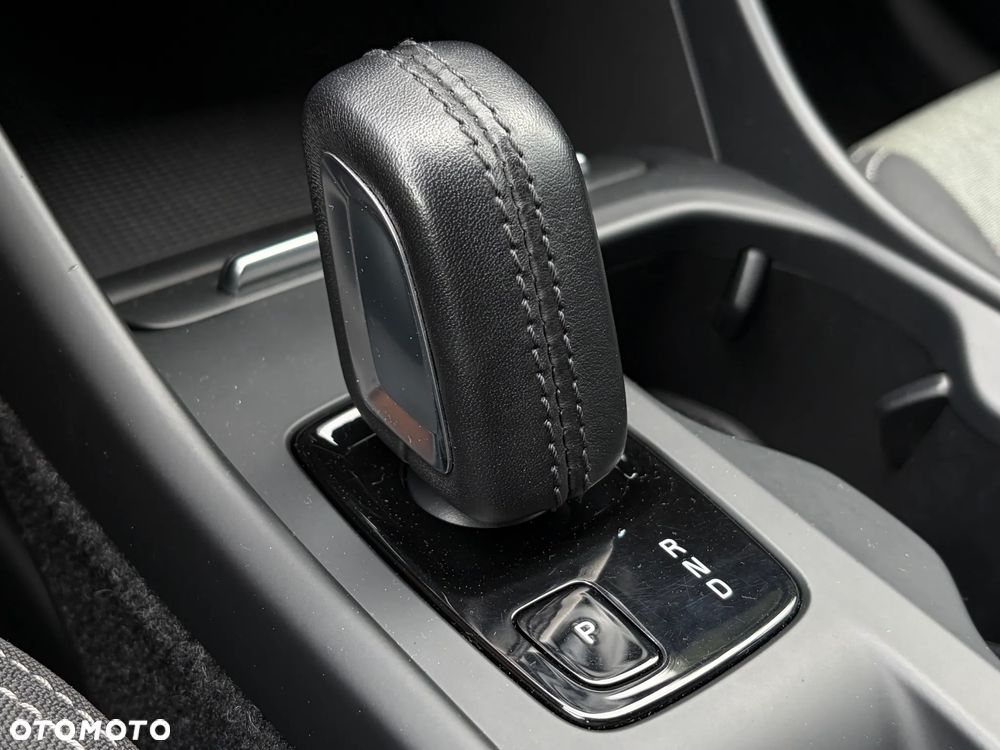 Volvo XC 40 T4 Recharge DKG Inscription Expression - 27