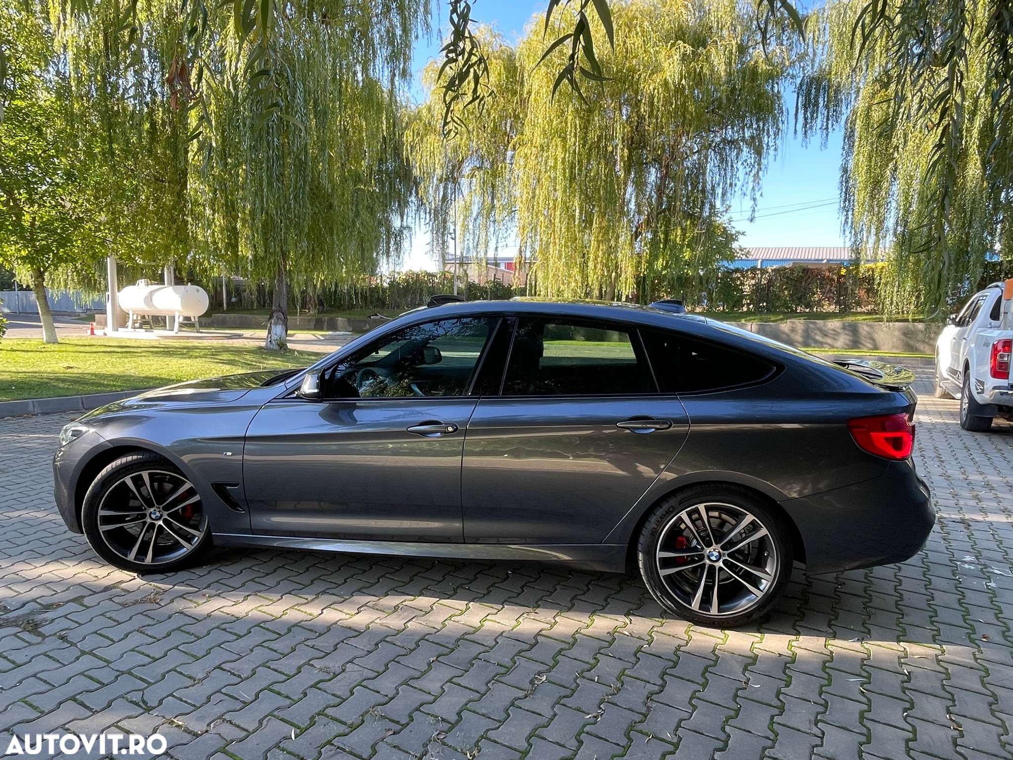 BMW Seria 3 320i GT Aut. M Sport - 14