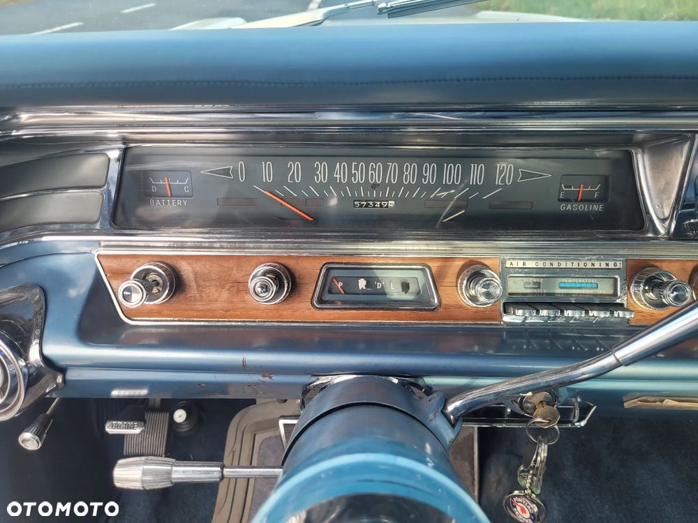 Pontiac Bonneville - 28