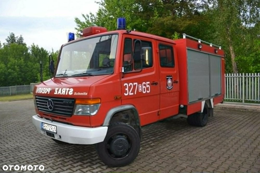 Mercedes-Benz 812D - 3
