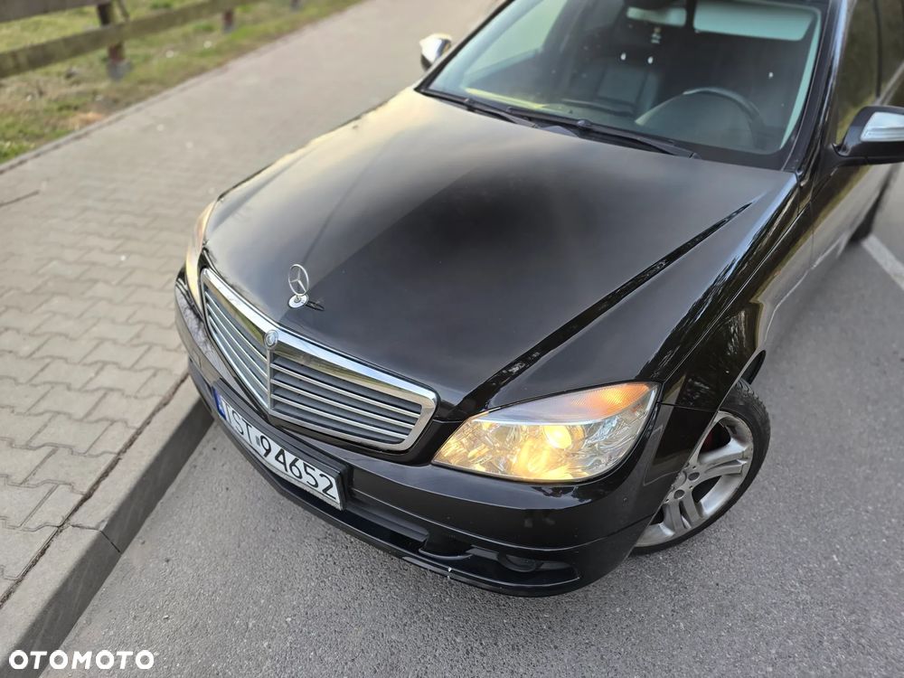 Mercedes-Benz Klasa C 200 CDI Elegance - 37