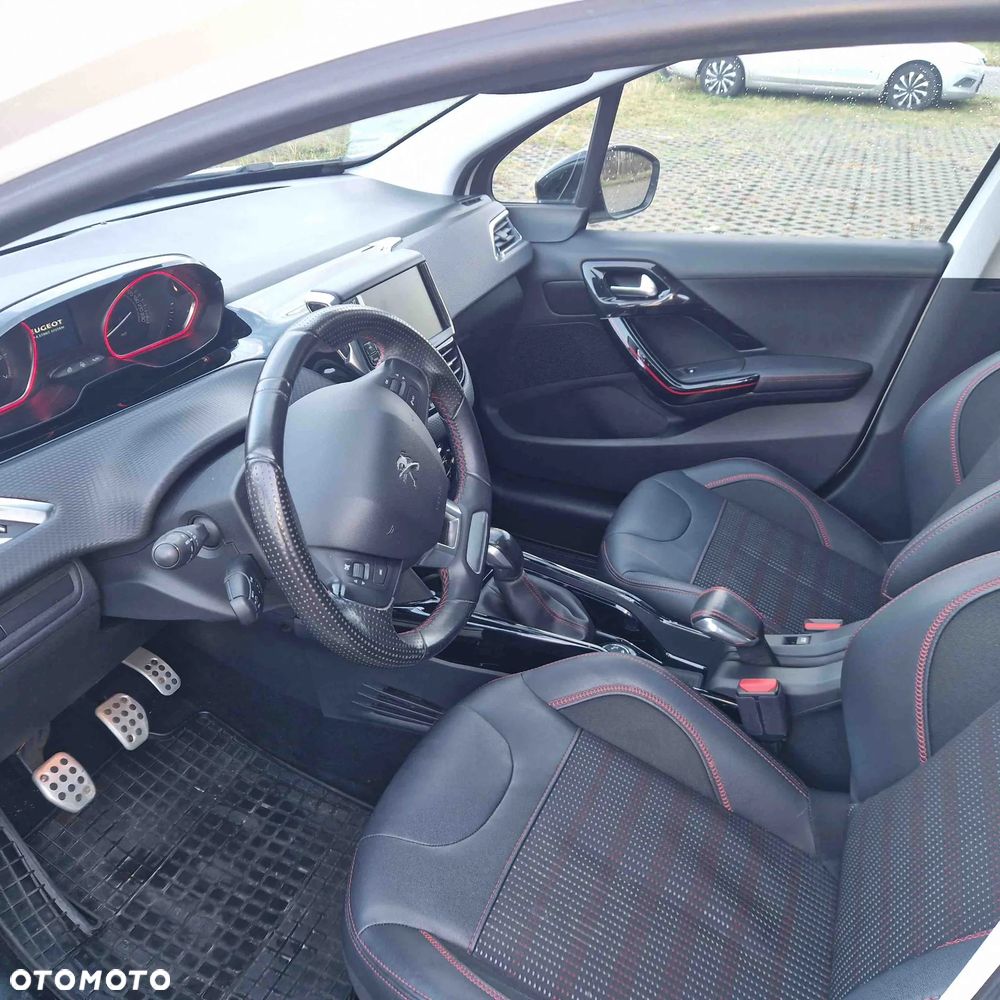 Peugeot 2008 PureTech 110 Stop&Start GT-Line Edition - 7