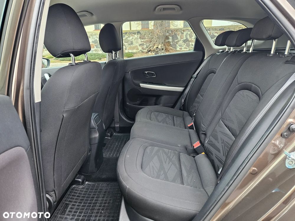 Kia Ceed 1.6 GDI L - 18