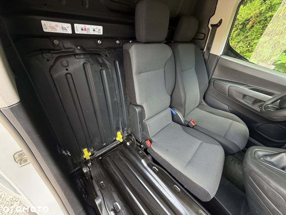 Toyota Proace City - 13