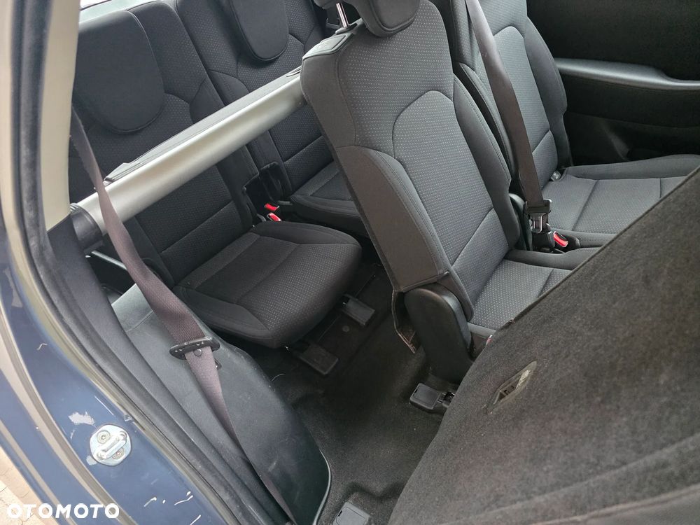 Kia Carens 1.6 GDI Edition 7 - 22