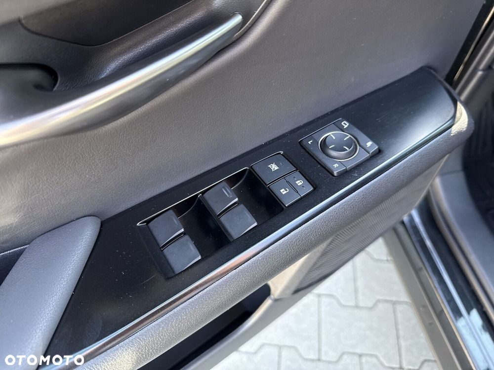 Lexus UX 250h GPF F Sport Design+ 2WD - 11