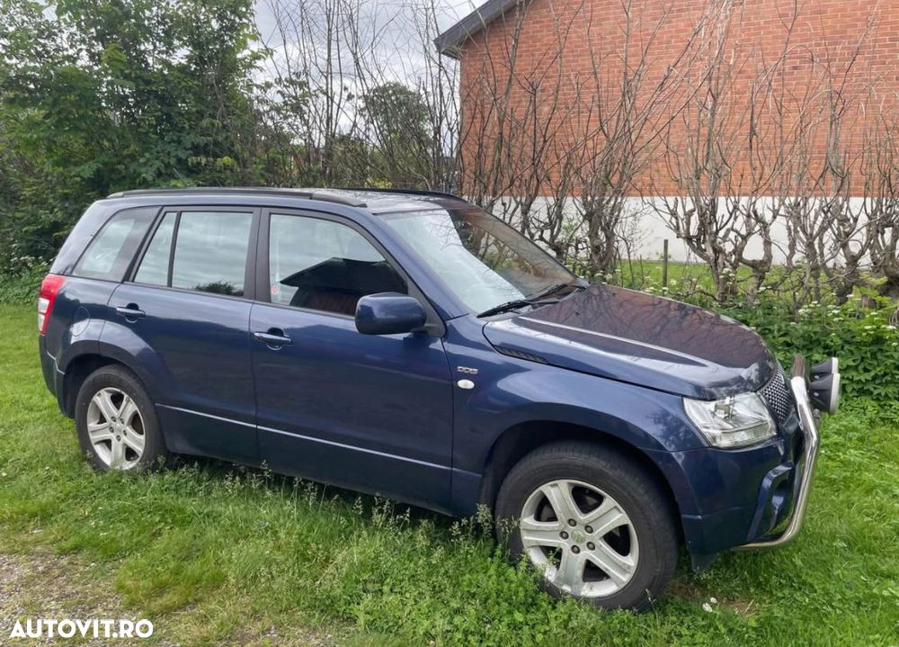 Suzuki Grand Vitara 1.9 DDiS Comfort - 4