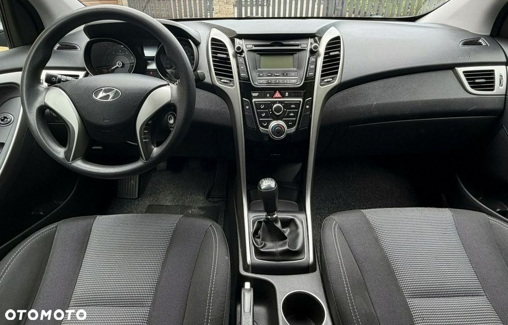 Hyundai i30 - 11