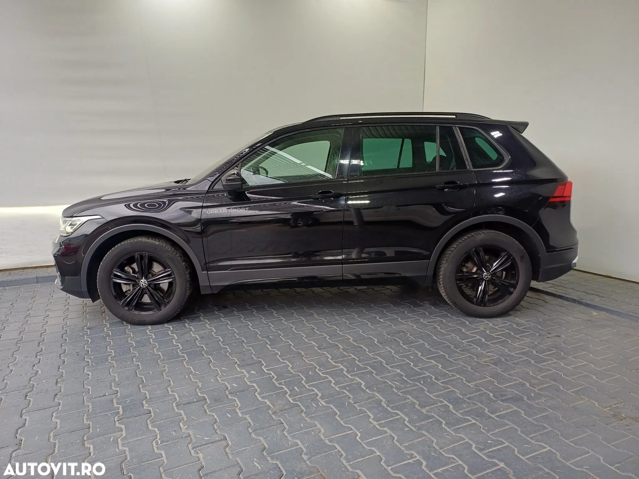 Volkswagen Tiguan 2.0 TSI ACT 4Mot DSG Highline - 2