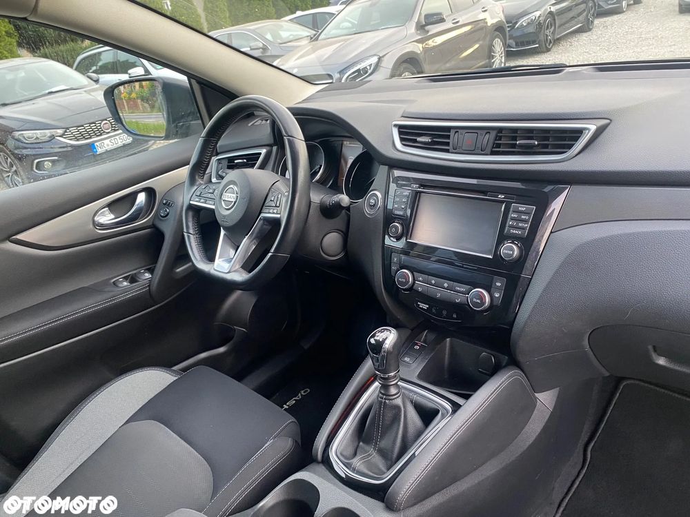 Nissan Qashqai 1.6 DIG-T N-Tec - 25