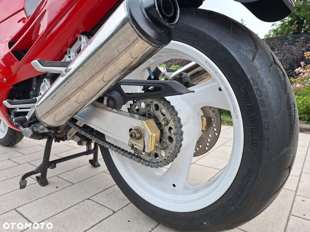 Ducati 907 - 8
