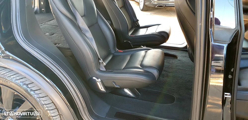 Tesla Model X Long Range - 22