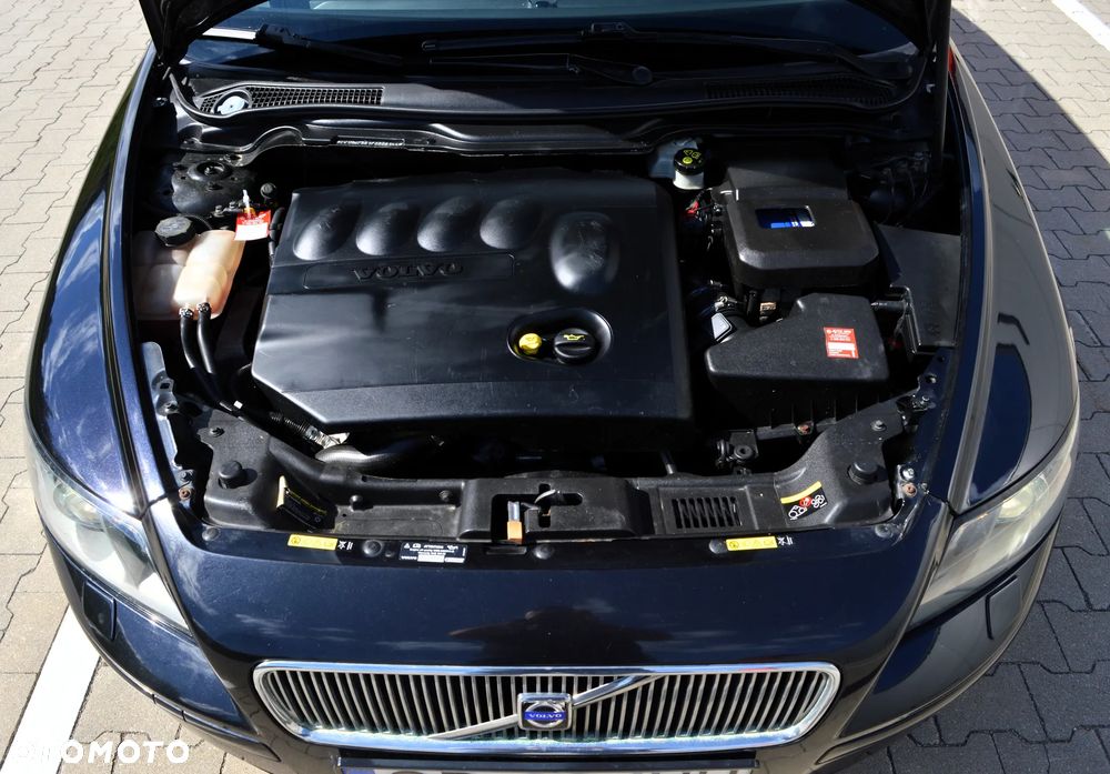 Volvo V50 2.0D Momentum - 36