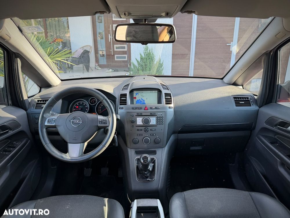 Opel Zafira - 7