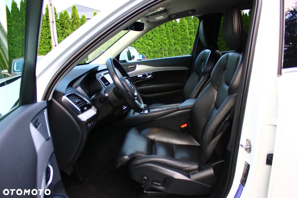Volvo XC 90 T8 AWD Plug-In Hybrid Inscription Expression 7os - 22