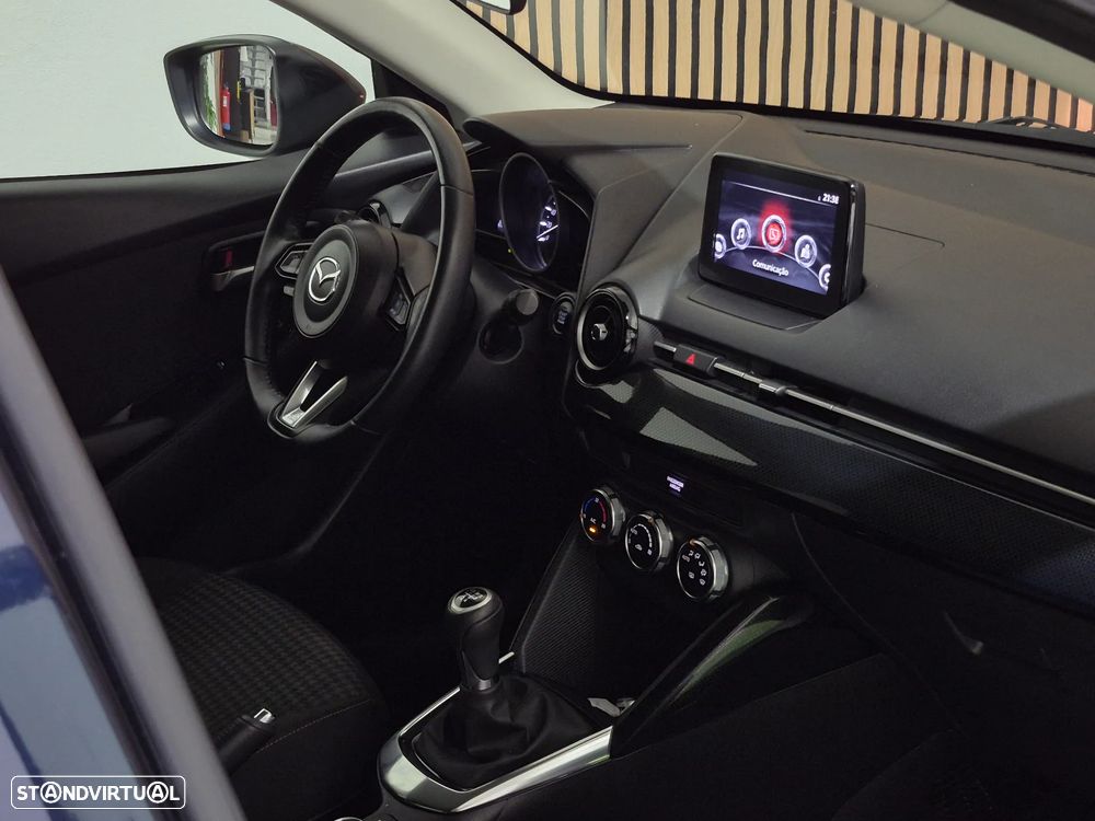 Mazda 2 1.5 e-Skyactiv-G Exclusive-Line Navi - 29
