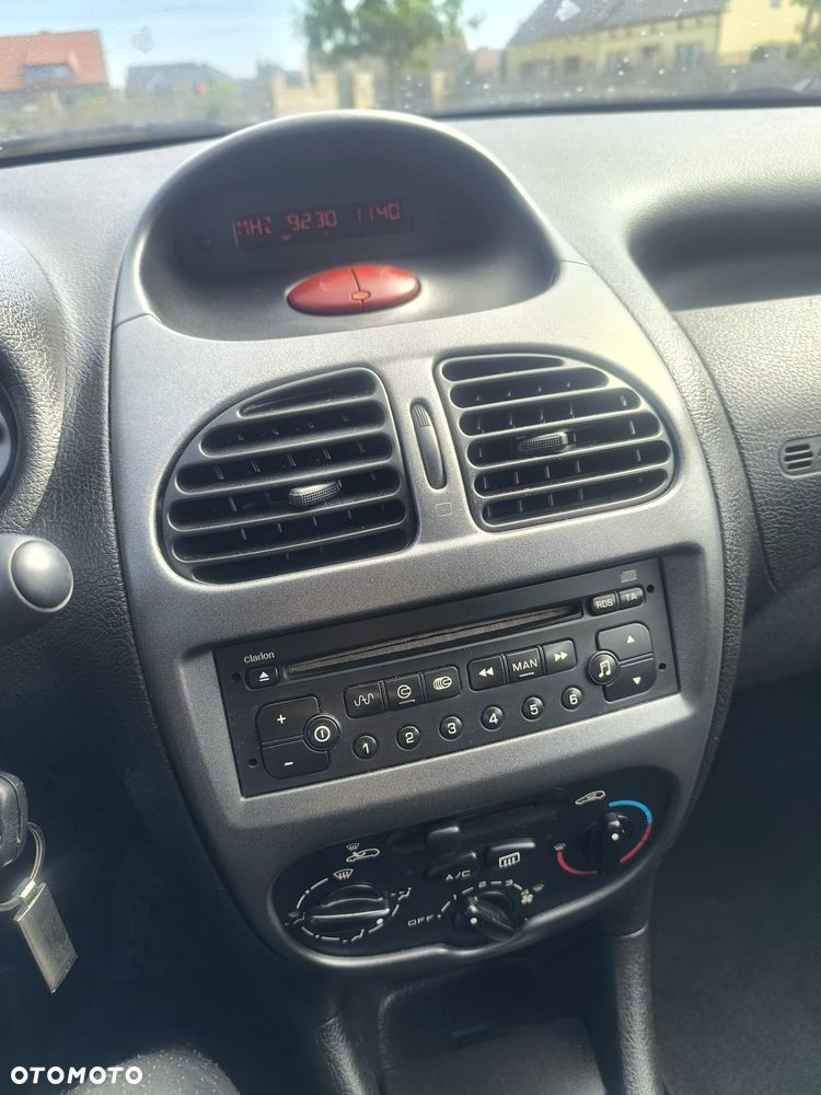Peugeot 206 1.4 Color-Line - 8