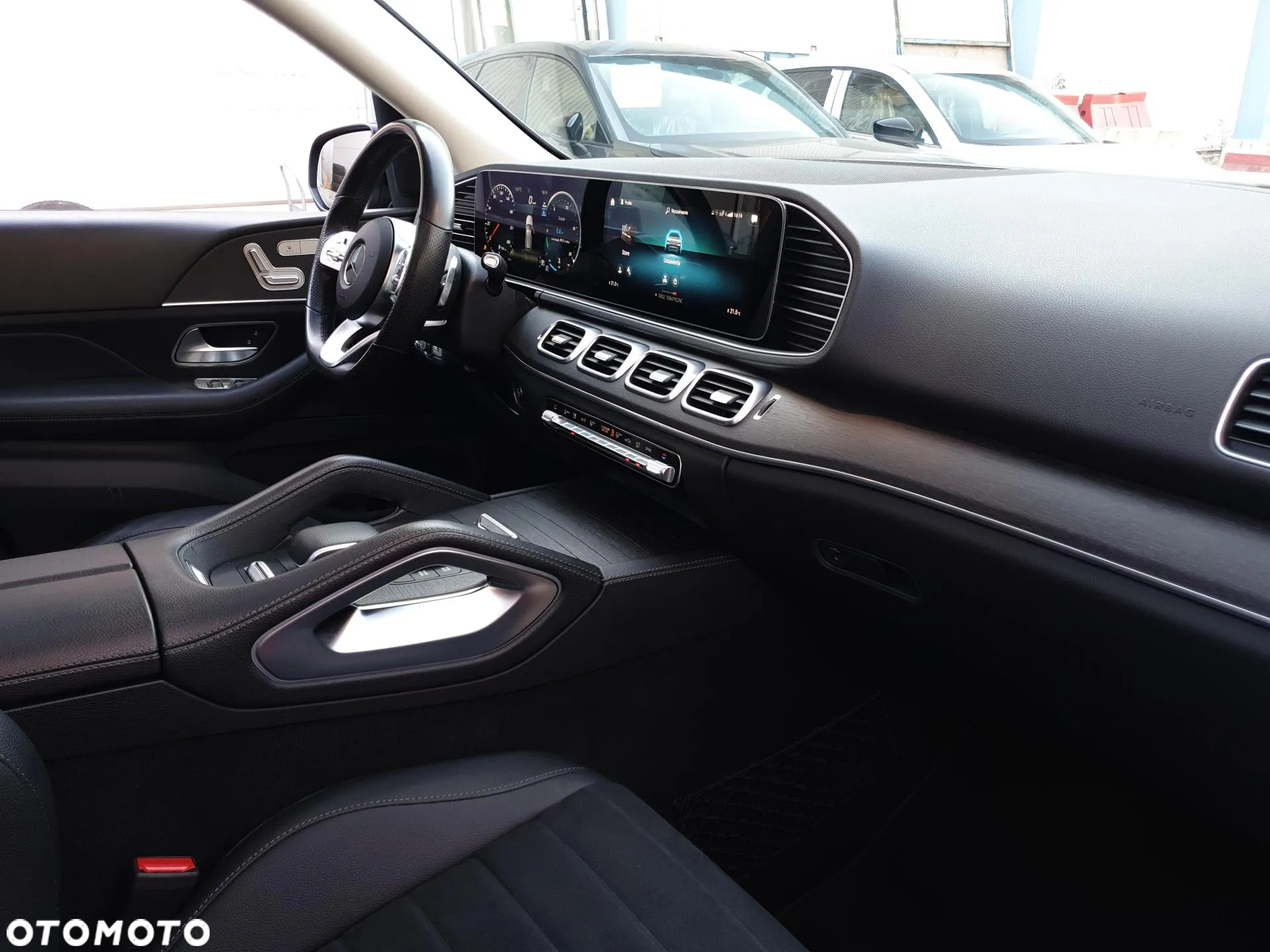 Mercedes-Benz GLE 300 d 4-Matic - 29