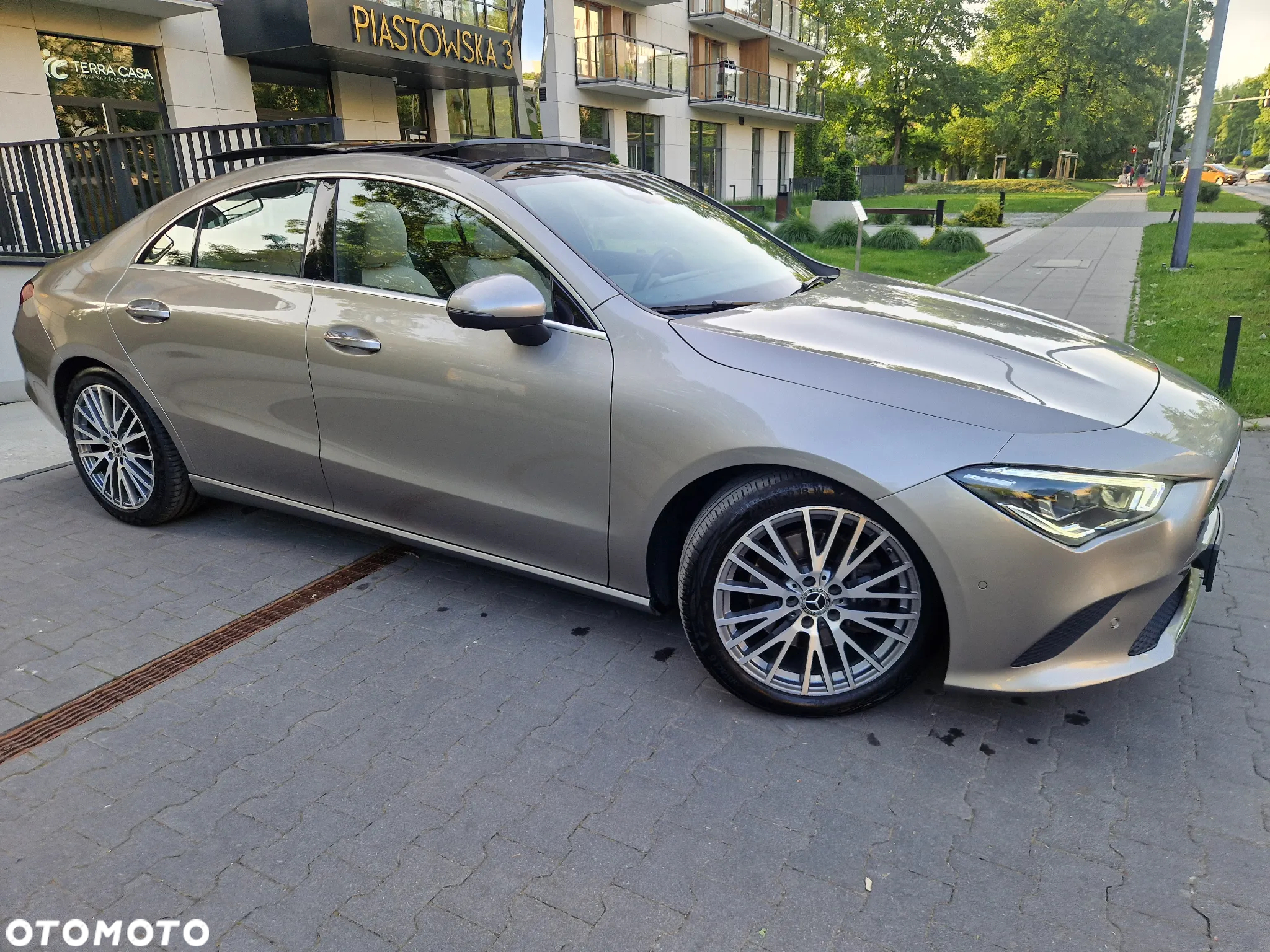 Mercedes-Benz CLA 220 4-Matic 7G-DCT - 13