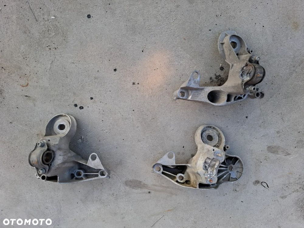 Łapa Wspornik Mocowanie Silnika Stabilizatora Lewe Lewa Audi A6 C6 - 6