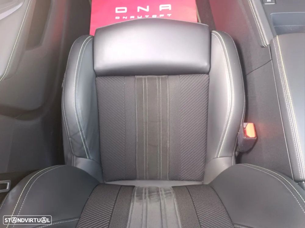 Peugeot 308 1.2 PureTech GT Pack EAT8 - 24