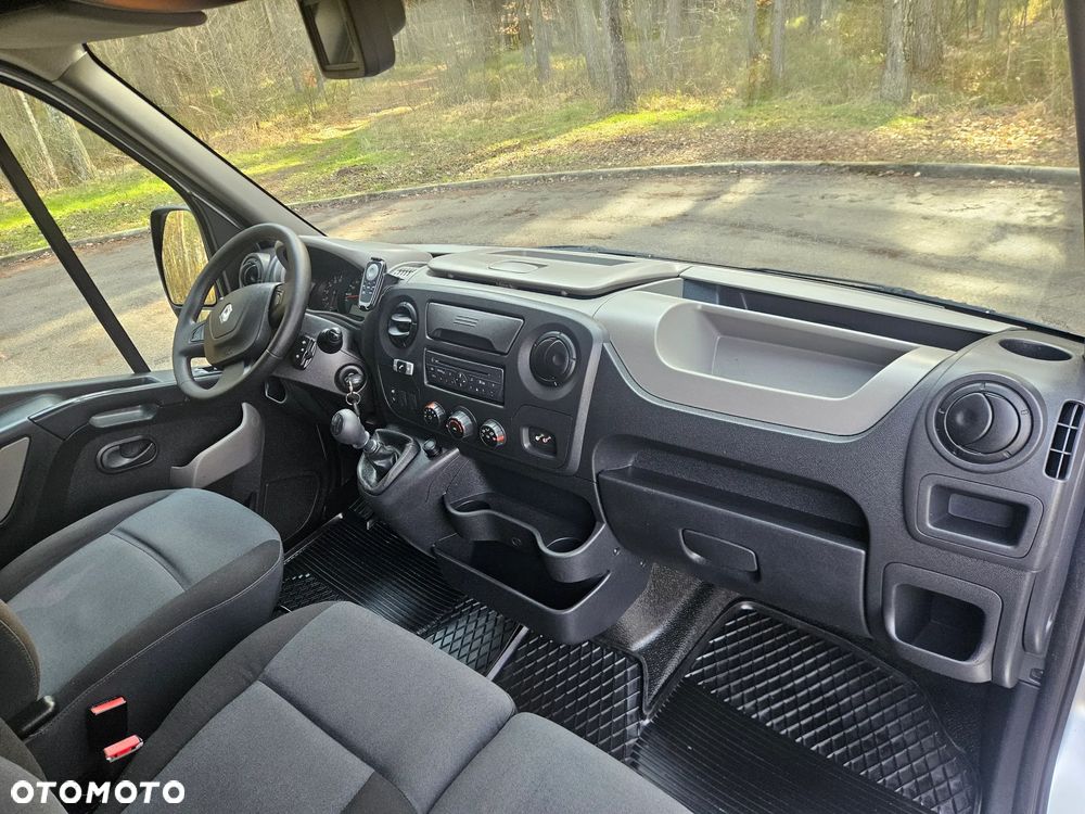 Renault Master - 29