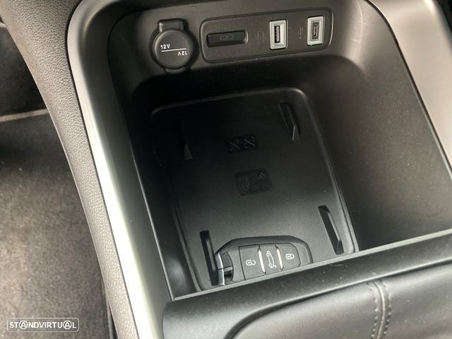 Jeep Avenger 1.2 GSE T3 Summit - 32