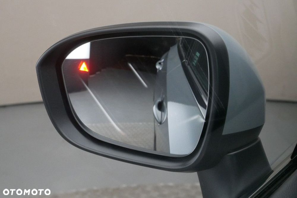 Nissan Qashqai 1.3 DIG-T MHEV N-Connecta Xtronic - 33
