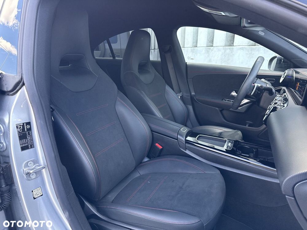 Mercedes-Benz CLA - 18