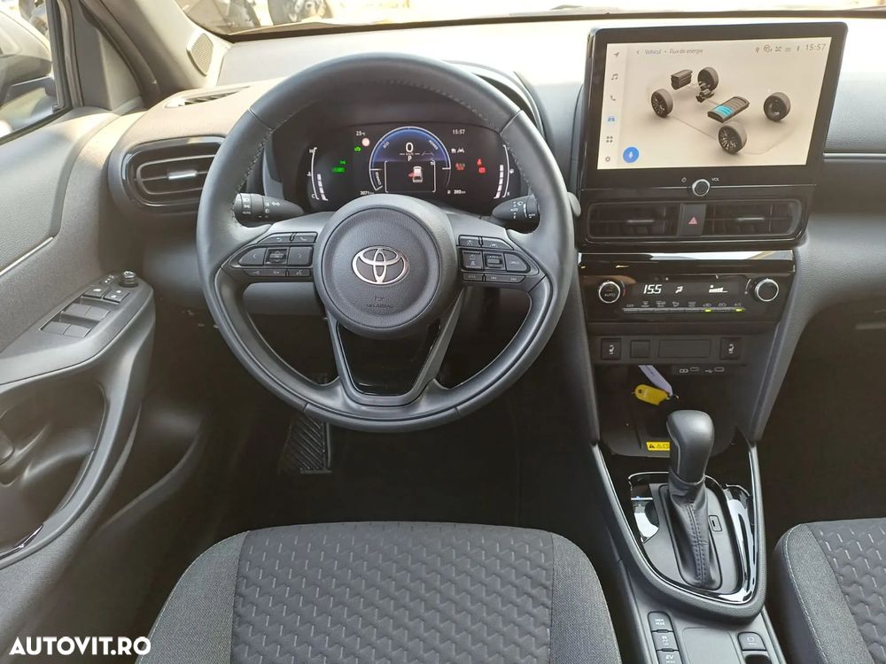 Toyota Yaris Cross 1.5 VVT-i HSD 4x2 Dynamic - 11