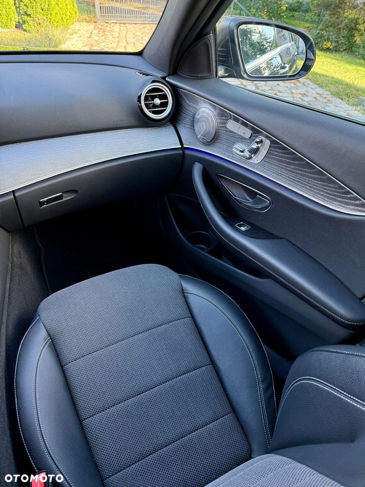 Mercedes-Benz Klasa E 300 d 4-Matic Avantgarde - 20
