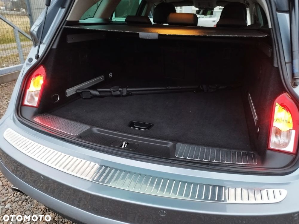 Opel Insignia 2.0 Turbo Sports Tourer 4x4 Automatik Cosmo - 18