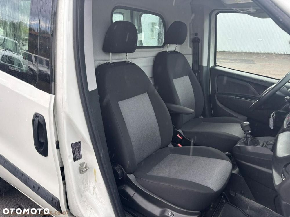 Fiat Doblo - 12