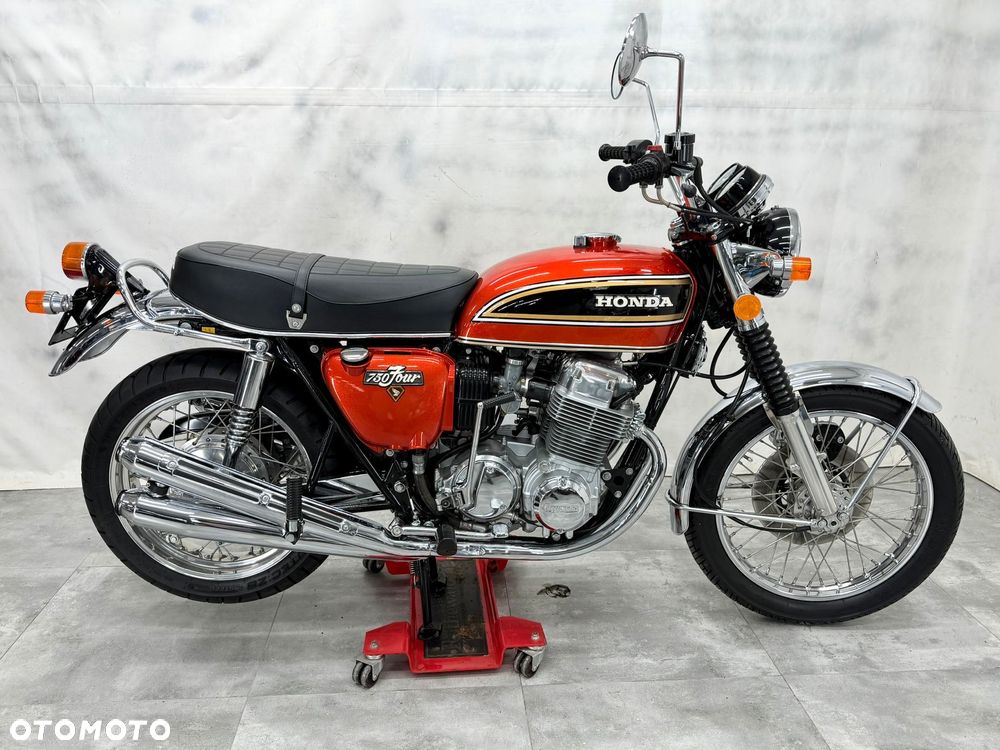 Honda CB - 11