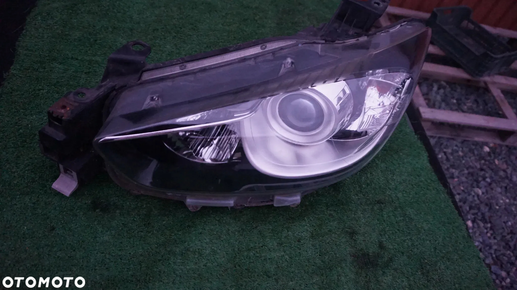 Mazda CX-5 lampa przednia kompletna lewa UK - 2