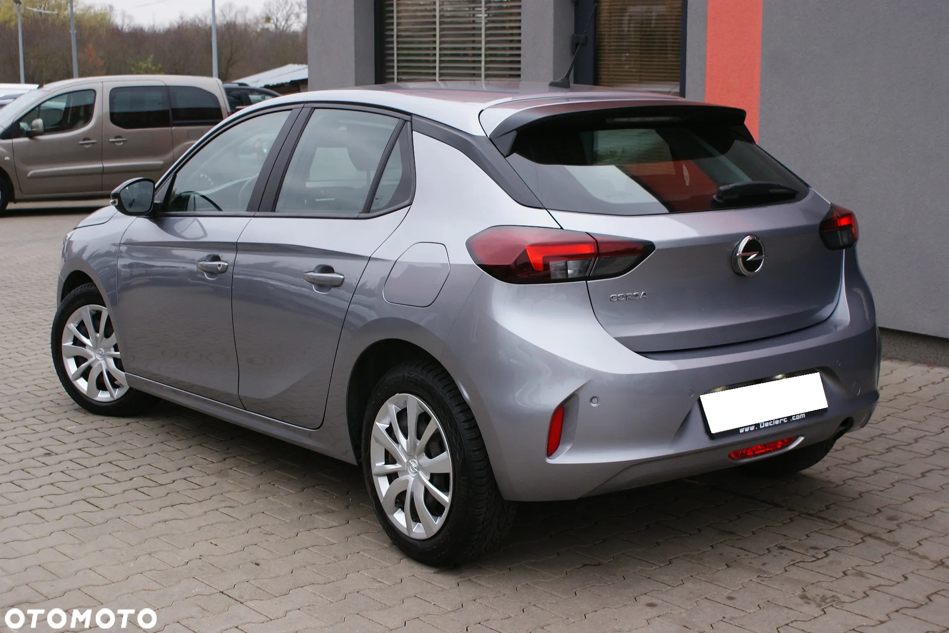 Opel Corsa 1.2 Elegance S&S - 3