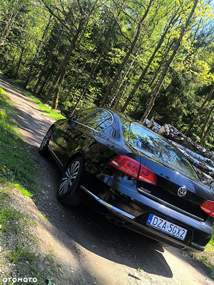 Volkswagen Passat 2.0 TDI Comfortline - 36